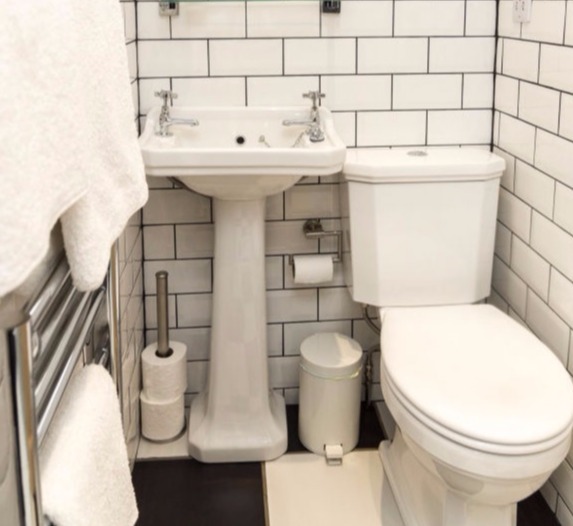 Room 1 - En-suite Room 1 - En-suite